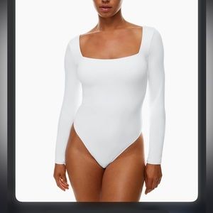 OFFERS ACCEPTED Babaton Contour Long Sleeve Bodysuit
